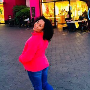 Meet your Posher, Annette